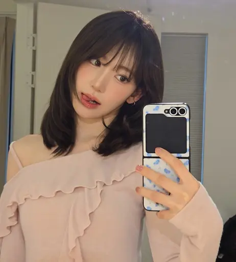Image 5473420 from Sakura Miyawaki 宮脇 咲良 | LESSERAFIM