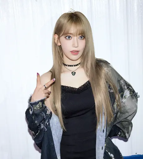 Image 5473394 from Sakura Miyawaki 宮脇 咲良 | LESSERAFIM