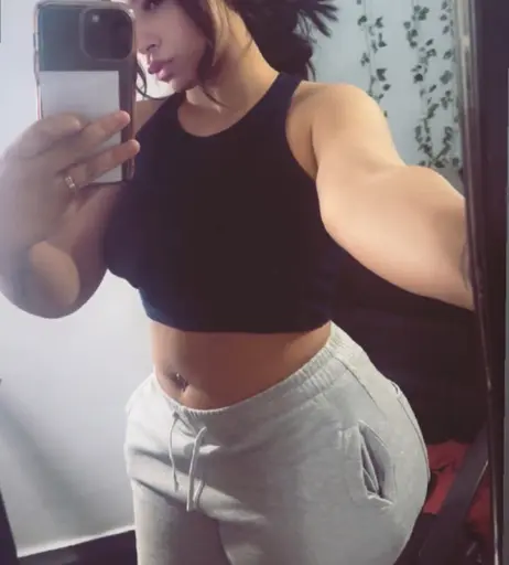 Image 5453950 from Thick baddie @Forevaa.laii