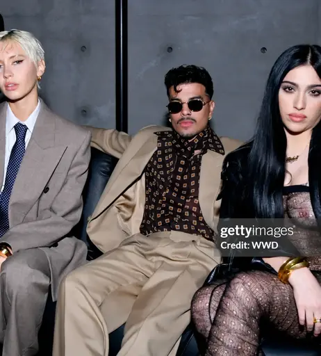 Image 5446449 from Lourdes Leon