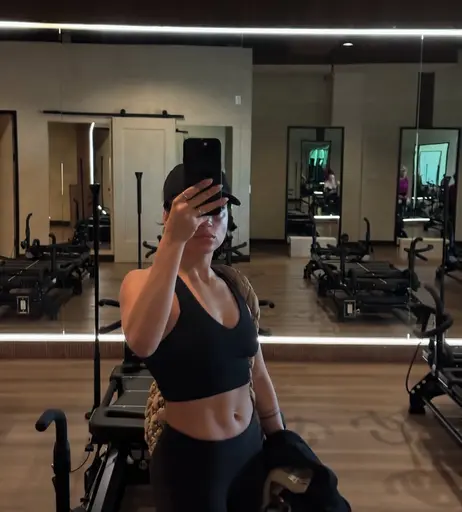 Image 5436366 from Inanna Sarkis