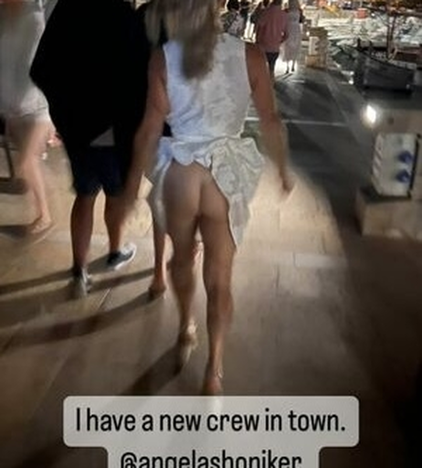 Image 5400106 from Chelsea Handler