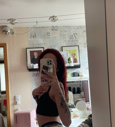 Image 558117 from typicallaurasophie