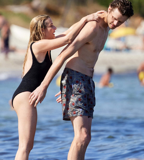 Image 5550651 from Ashley Benson
