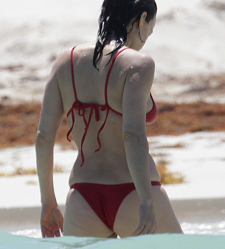 Image 5545196 from Carla Gugino