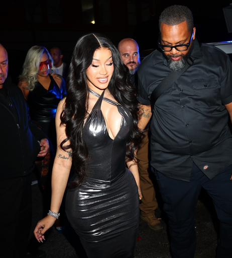 Image 5642108 from Cardi B