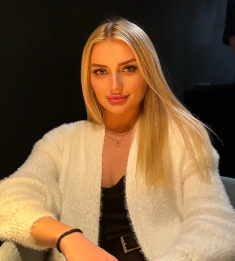 Image 5630414 from AnyaStylish Anyaasweet Anniya anyaacutie Onlyfans blonde teen hoe