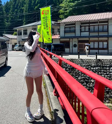 Image 5613512 from Runa_1080