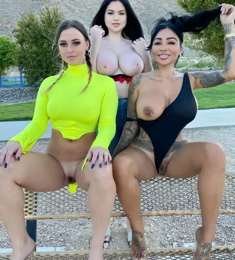 Image 5779447 from Brittanya Razavi (seebritannya)