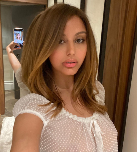 Image 5734299 from Zahia Dehar