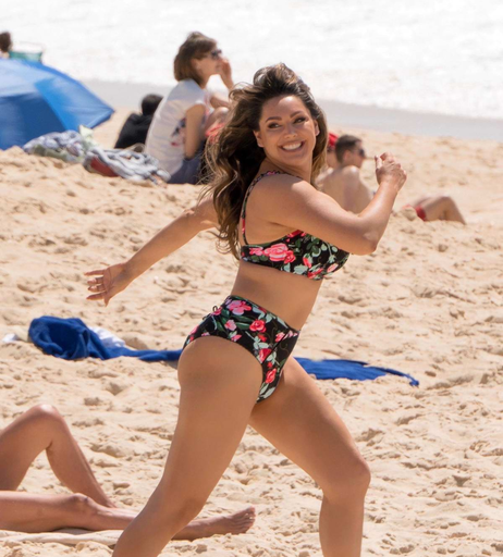 Image 5721773 from Kelly Brook