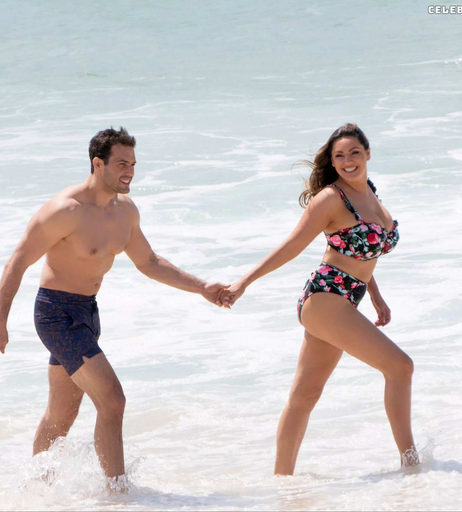 Image 5721765 from Kelly Brook