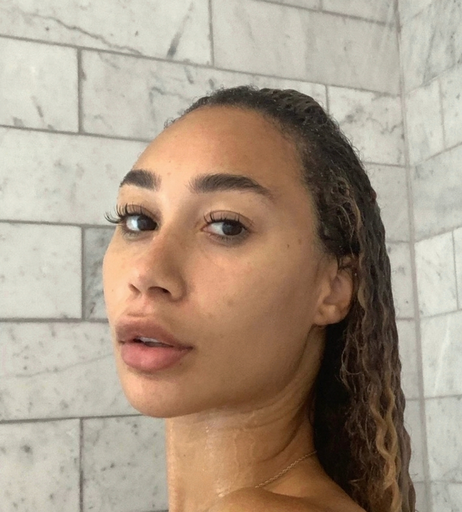 Image 570586 from Eva Gutowski