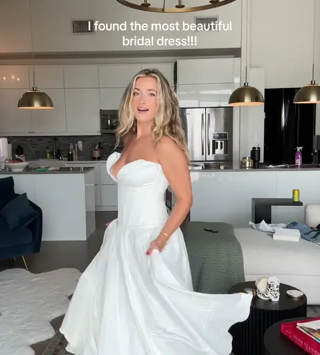Image 5082567 from Logan Rae Hill (Taylor Hill&#039;s sister)