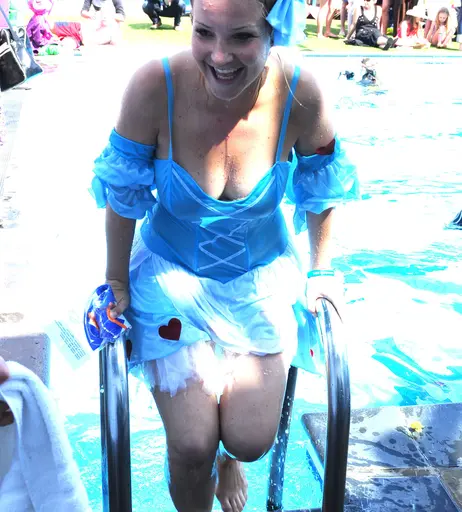 Image 5067370 from Helen skelton