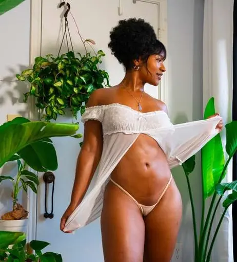Image 5023178 from thickistmami