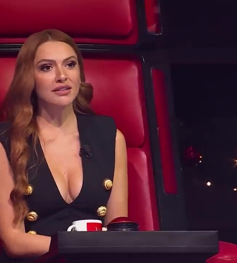 Image 5003702 from Hadise