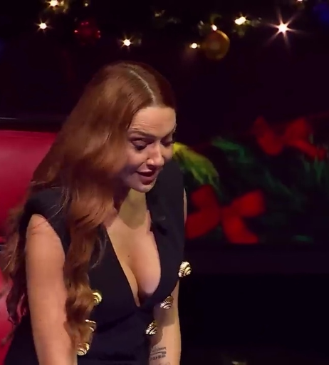 Image 5003700 from Hadise