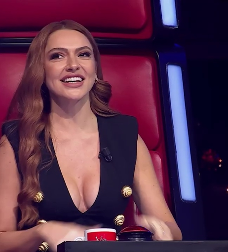 Image 5003678 from Hadise