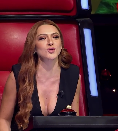 Image 5003677 from Hadise