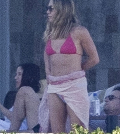 Image 4198629 from Jennifer Aniston