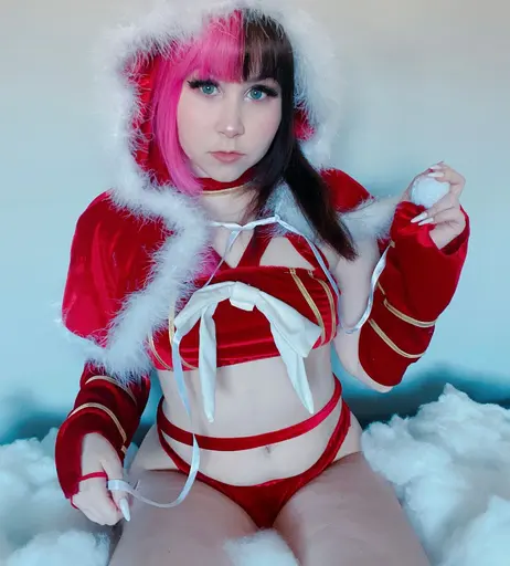 Image 4365582 from TheHaleyBaby