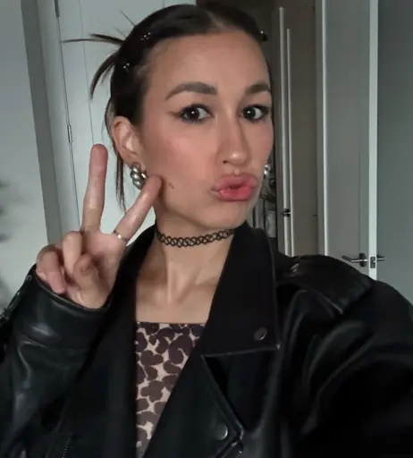 Image 4347250 from Femsteph