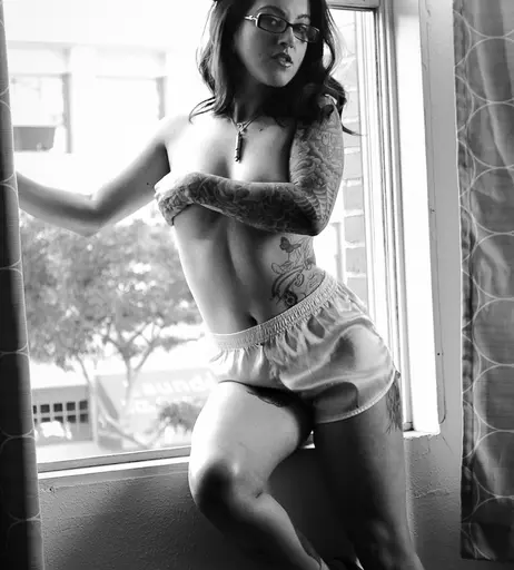 Image 4891334 from Olivia Black