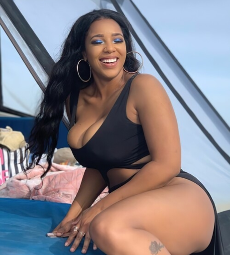 Image 485657 from Dee Shanell