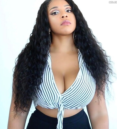 Image 485648 from Dee Shanell