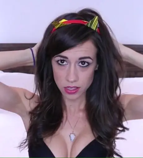 Image 4828994 from Colleen Ballinger (Miranda Sings)