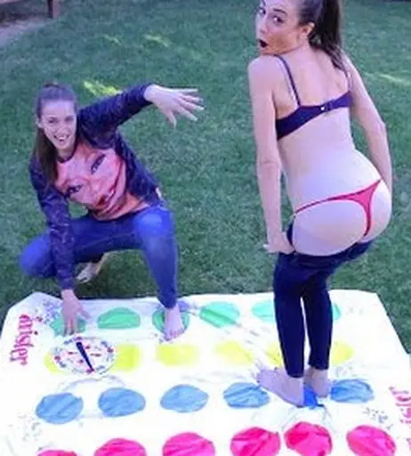 Image 4828987 from Colleen Ballinger (Miranda Sings)