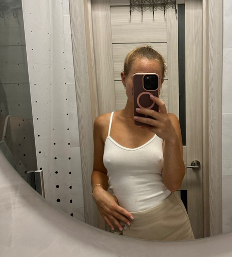 Image 4999313 from dieseeannikaaa