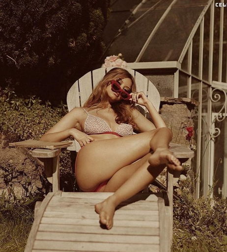 Image 4987777 from Zahia Dehar