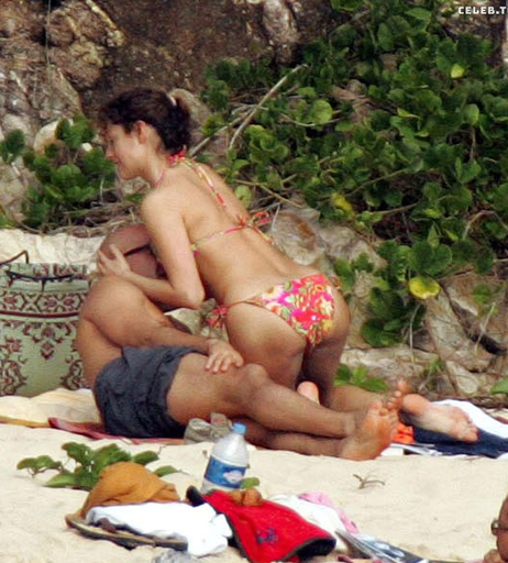 Image 4981352 from Kelly Brook