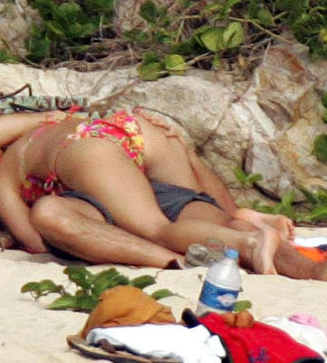 Image 4981354 from Kelly Brook
