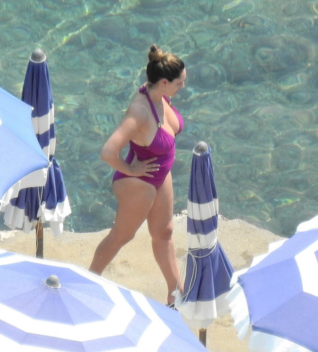 Image 4981292 from Kelly Brook