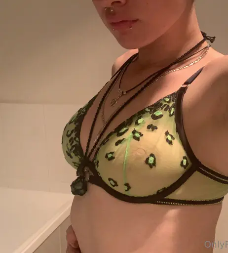 Image 4982809 from a.very2.2 / Sharna_1 / Spicy_kitten18