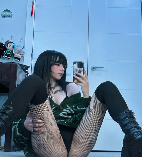 Image 4989010 from Kinkyshelz