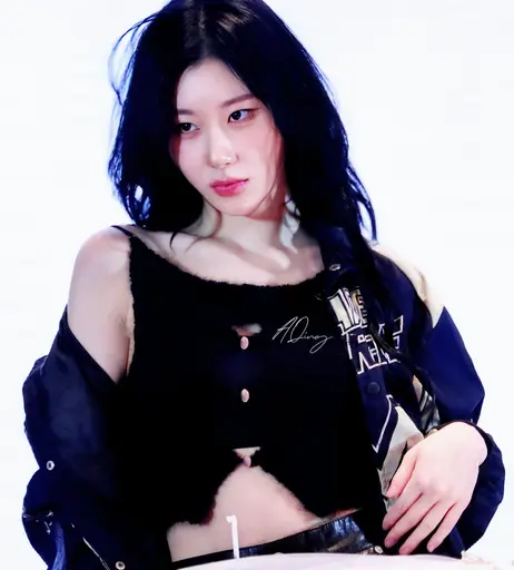 Image 4941228 from Chaeryeong - ITZY (채령)