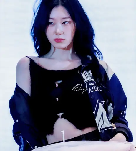 Image 4941227 from Chaeryeong - ITZY (채령)