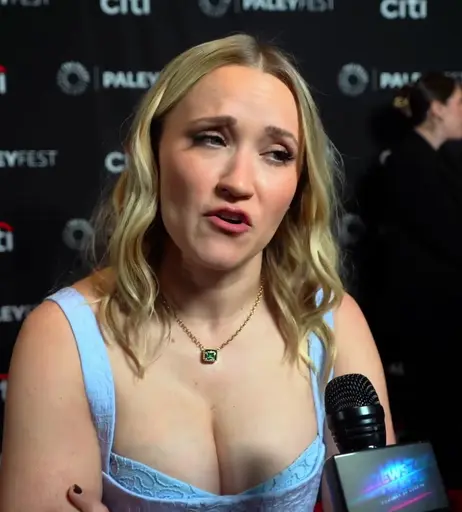 Image 4939391 from Emily Osment