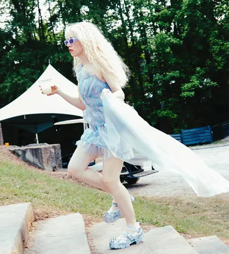 Image 4913333 from Carly Rae Jepsen