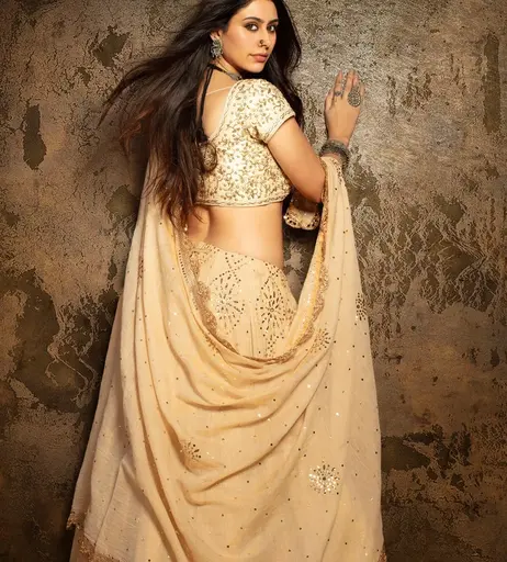 Image 4455975 from Warina Hussain