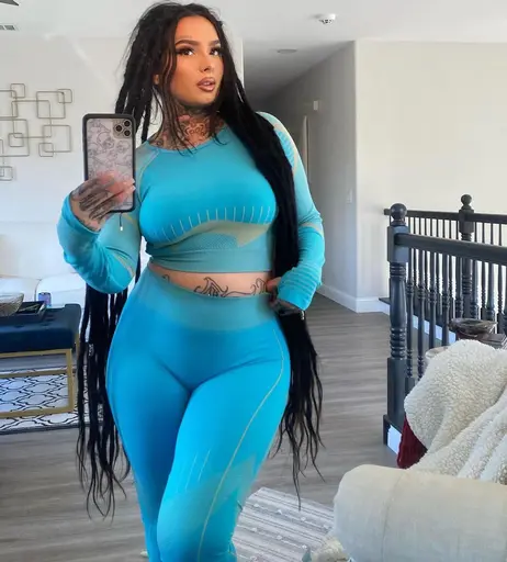 Image 4451772 from Zhavia