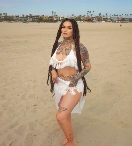 Image 4451666 from Zhavia