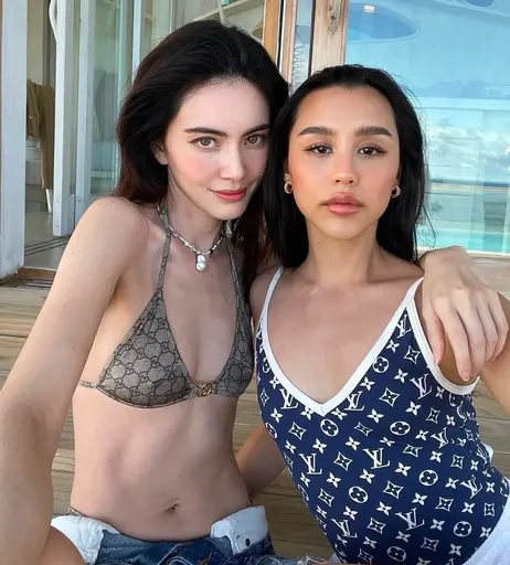 Image 4451075 from Davika Hoorne / Davikah