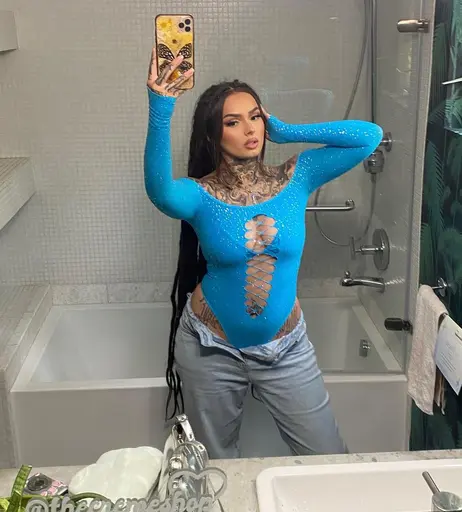 Image 4451325 from Zhavia