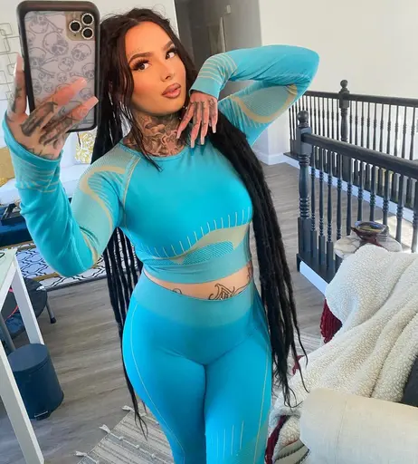 Image 4451910 from Zhavia