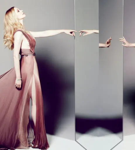 Image 4452404 from Deborah Ann Woll